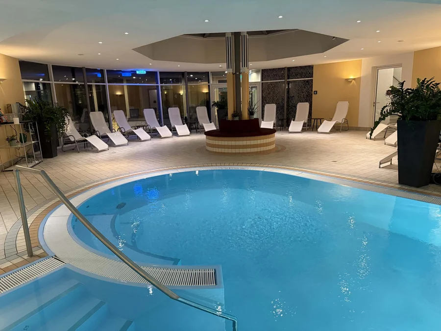 Wellnesshotel mit Pool & Sauna im Schwarzwald – Parkhotel Flora Schluchsee