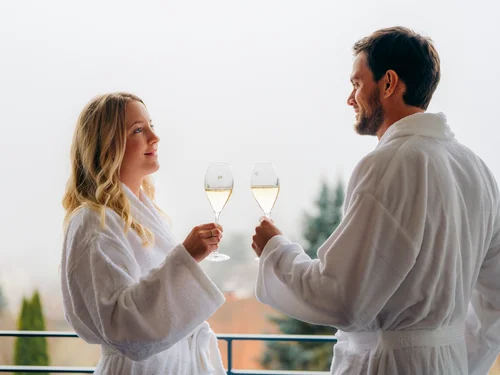 Zimmer und Suiten in unserer Hotelunterkunft – Parkhotel Flora Schluchsee Zimmer und Suiten in unserer Hotelunterkunft – Parkhotel Flora Schluchsee