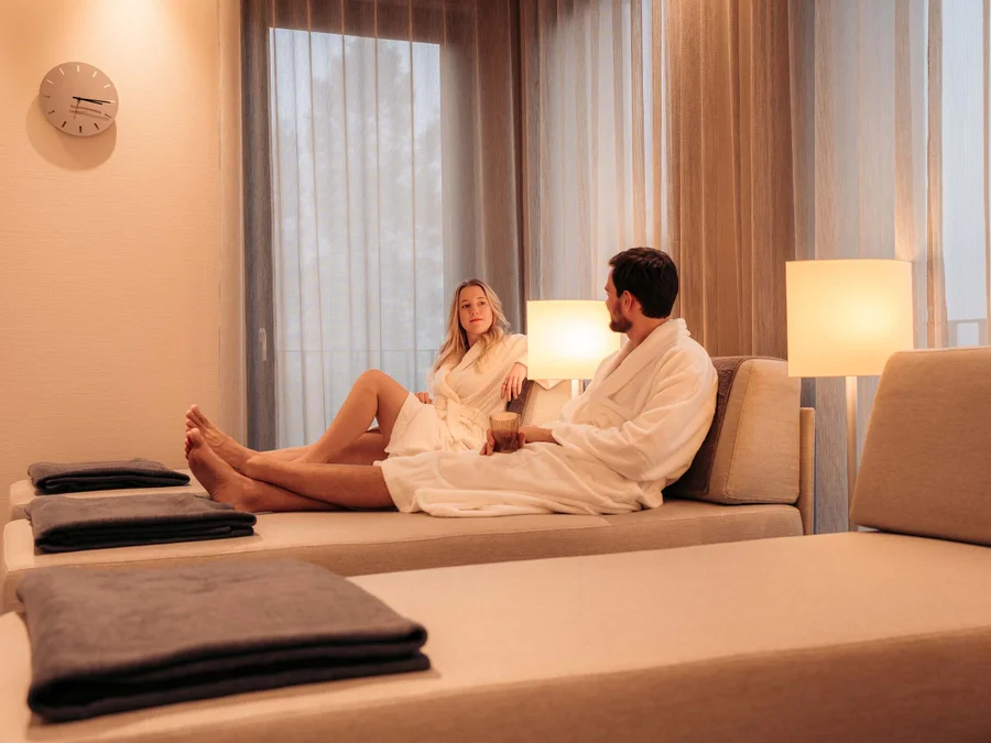 Wellnesshotel mit Pool & Sauna im Schwarzwald – Parkhotel Flora Schluchsee